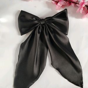 A Black Silk Fabric Bow