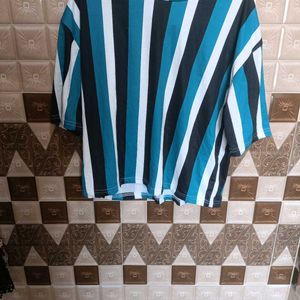 Round Neck Striped T-shirt