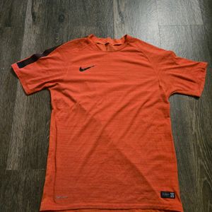 NIKE DRI-FIT Authentic Tshirt