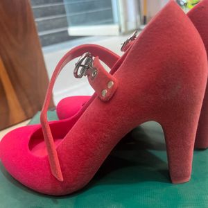 New barbie MELISSA heels (valentines)