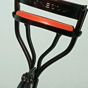 eyelash curler