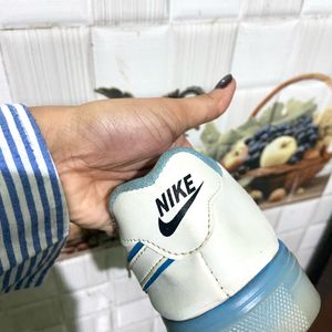 Nike Branded Shoe Unisex