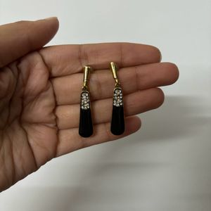 Earrings (Black & Golden Colour)