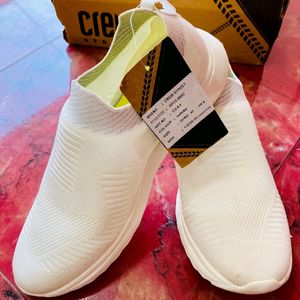 Crew Street White Brand New Shoes 👟