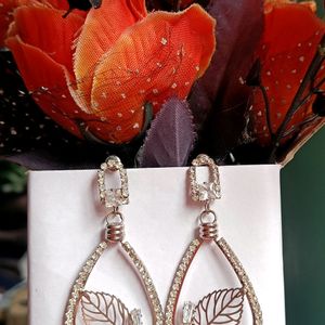 ESTELE RHODIUM PLATED DESIGNER EARRING