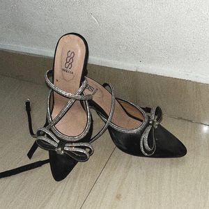 SSS Pump Party Shoes  / Size-37 / Cash Only / No Swap Nor Coins