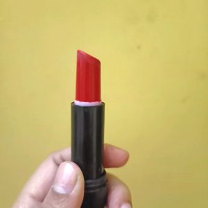 Matte Red Lipstick