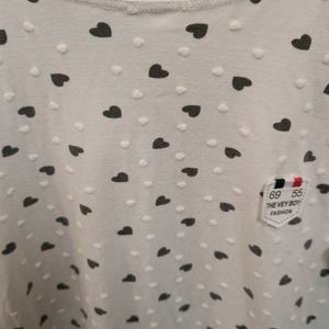 Cute White Top With Tiny Heart Deatils