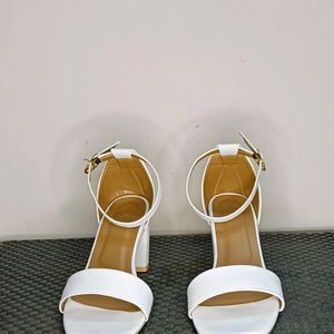 Women White Block Heel Strappy Buckle  Sandal