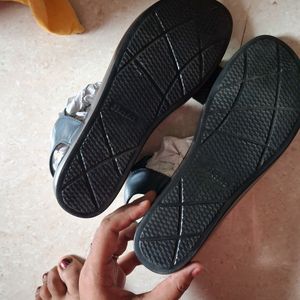 NEW TRENDING SANDLE  ✨️😍