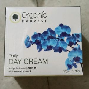 Organic harvest Spf30 Day Cream