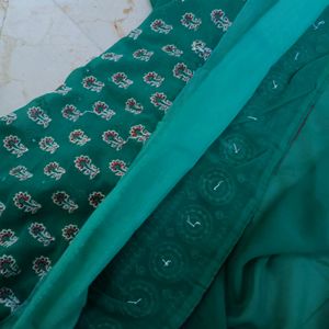 Multiple Colours Border Green Sadi 💚