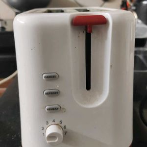 Selling Koryo Brand Toaster