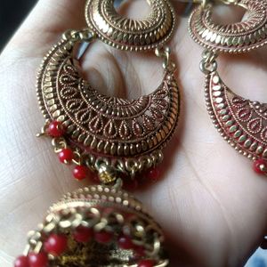 Beautiful Red Colour Ear Rings