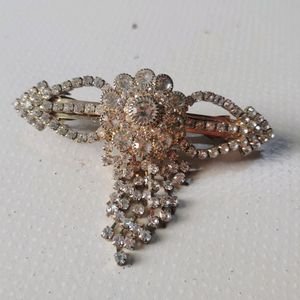 Saree pin and brooch