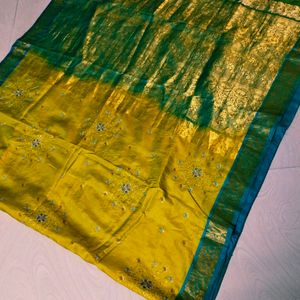 Lime Green Colour Pure Gadwal Saree