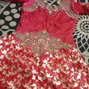 Beautiful Red Gown With Purse Free