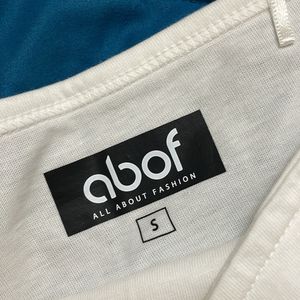 Abof White Crop Top