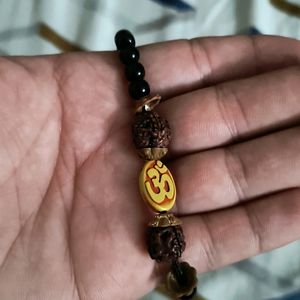 Om Bracelet With 2 Pach Mukhi Rudraksh