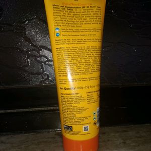 VLCC Matte Looking Depigmentation SunScreen Creme