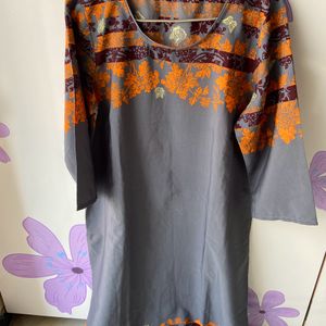 auralia crepe kurta