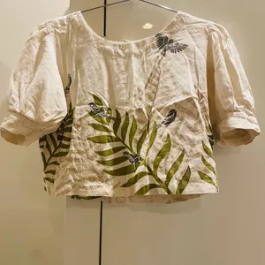 BEAUTIFUL LINEN CROP TOP