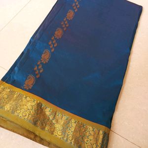 Peacock 🦚 Color Silk Saree (Double Shaded)