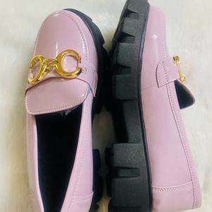 Women Heeled Buckled Loafers Lightweighted