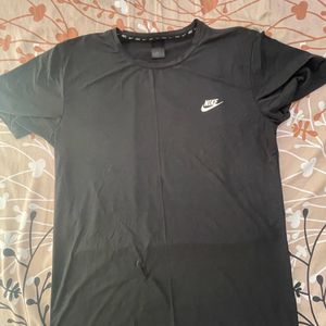 Nike Tee