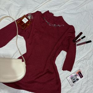 Turtle Neck Fitted Top Maroon