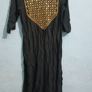 4 Kurtas Grab Fast