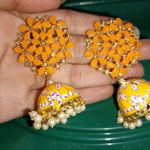 BEAUTIFUL YELLOW EARRINGS 😍