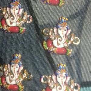 8ganesha charms