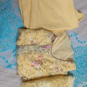 Complete Suit Set With Dupatta