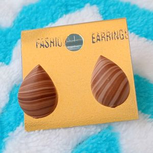 Brown Earrings Tops