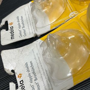 Medela Nipple Shield Pack Of 2 Combo