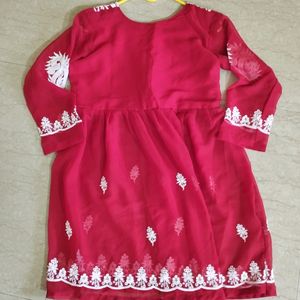 Short Red Kurti