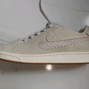 Nike Court Royale Premium Trainers