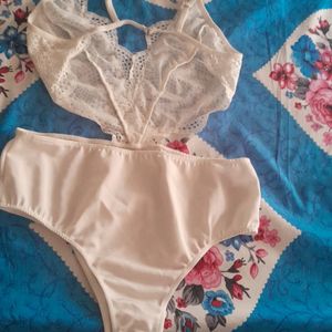 Trikinis Bodysuit Medium Size