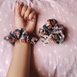 Pack Of 11 New Scrunchies