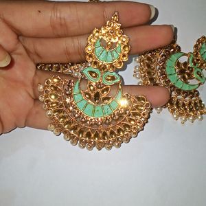 Earrings With Mangtika Set