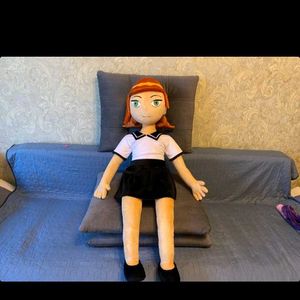 Gwen Plushie