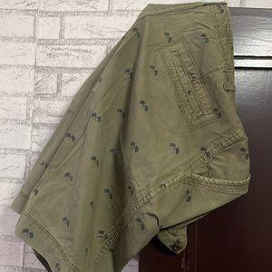 Max Shorts With Flag Patterns