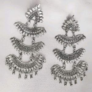 New Earring Collection Along With Freebee