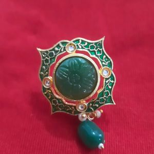 Kundan Earing Studs: GREEN COLOR