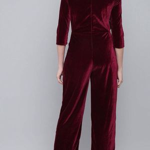 BURGUNDY VELVET RUFFLES JUMPSUIT