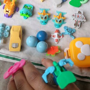 31 Random Mini Toys