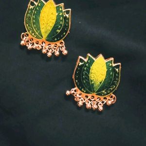 Green Lotus Earrings 💚💚 Not Used