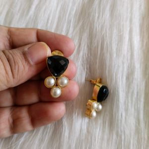 Black And Gold With Pearl Stud