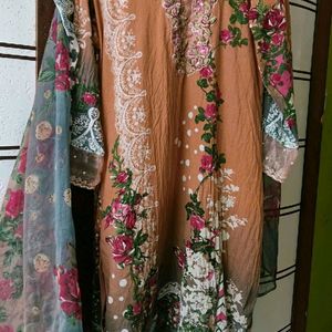 Pakistani Kurti Set